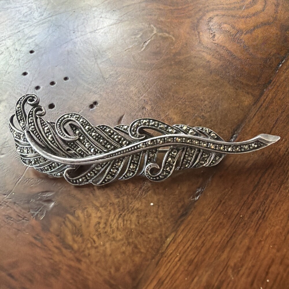 Beautiful Vintage Sterling Marcasite Feather Brooch - Signed